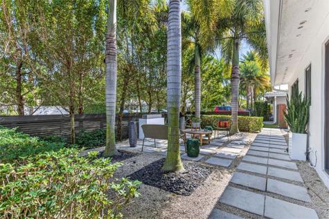 2701 NE 10th Terrace Wilton Manors FL 33334