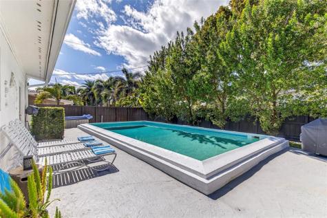 2701 NE 10th Terrace Wilton Manors FL 33334