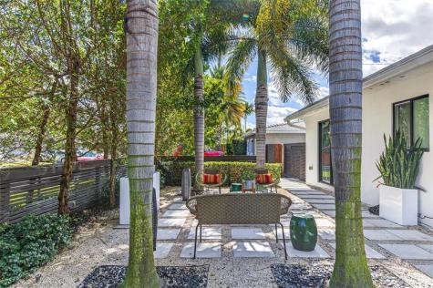 2701 NE 10th Terrace Wilton Manors FL 33334