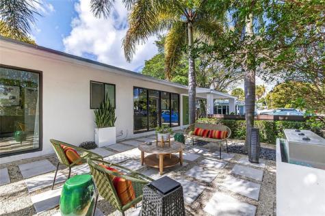 2701 NE 10th Terrace Wilton Manors FL 33334