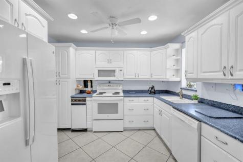7460 SW 42nd Court Davie FL 33314