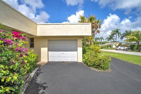 7460 SW 42nd Court Davie FL 33314