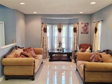 21053 SW 88th Place Cutler Bay FL 33189