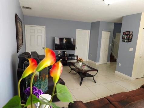 21053 SW 88th Place Cutler Bay FL 33189