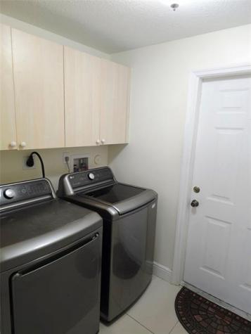 21053 SW 88th Place Cutler Bay FL 33189