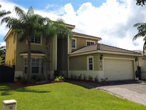 21053 SW 88th Place Cutler Bay FL 33189