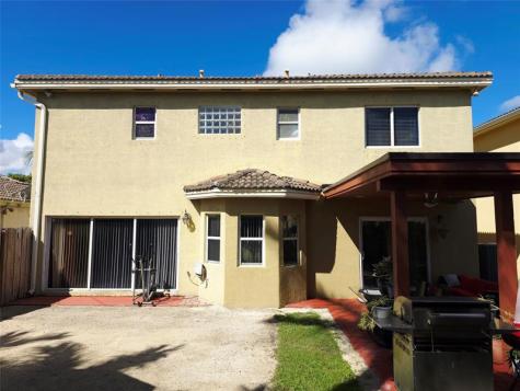21053 SW 88th Place Cutler Bay FL 33189