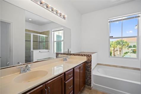 450 Greensboro Way Boynton Beach FL 33435