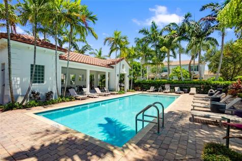450 Greensboro Way Boynton Beach FL 33435