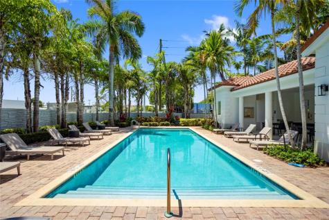 450 Greensboro Way Boynton Beach FL 33435