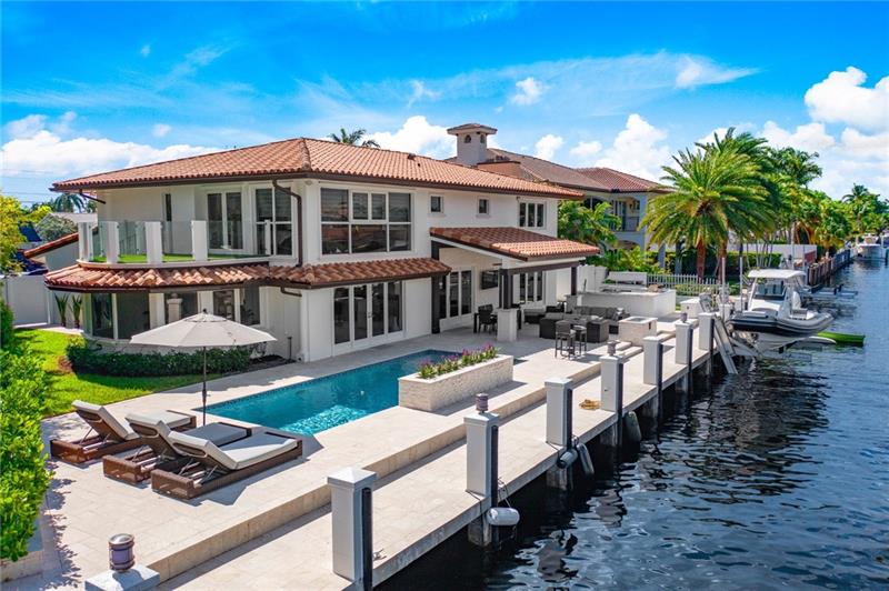 3091 NE 42nd Street Fort Lauderdale FL 33308-____