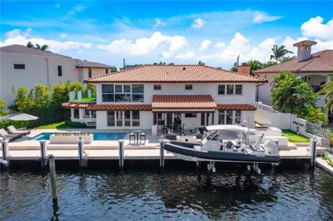 3091 NE 42nd Street Fort Lauderdale FL 33308-____