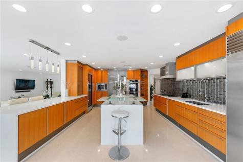3091 NE 42nd Street Fort Lauderdale FL 33308-____