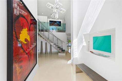 3091 NE 42nd Street Fort Lauderdale FL 33308-____