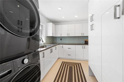 3091 NE 42nd Street Fort Lauderdale FL 33308-____