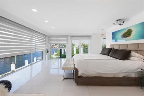 3091 NE 42nd Street Fort Lauderdale FL 33308-____
