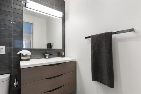 3091 NE 42nd Street Fort Lauderdale FL 33308-____