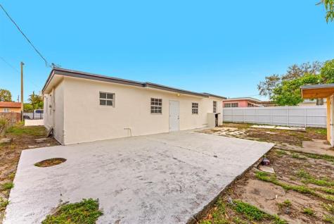 830 NW 30th Court Miami FL 33125