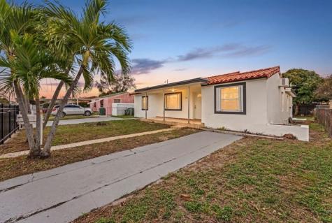 830 NW 30th Court Miami FL 33125