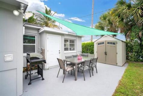 416 56TH Street West Palm Beach FL 33407