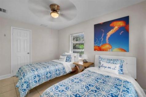 416 56TH Street West Palm Beach FL 33407