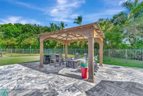 10300 Prestwick Road Boynton Beach FL 33436