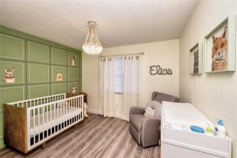 621 Lakeshore Terrace Davie FL 33325