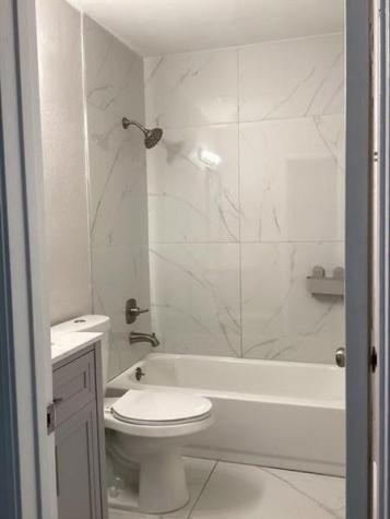 621 Lakeshore Terrace Davie FL 33325