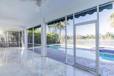 2543 Hunters Run Way Weston FL 33327