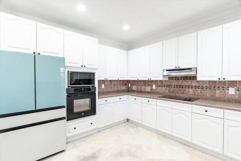 2543 Hunters Run Way Weston FL 33327