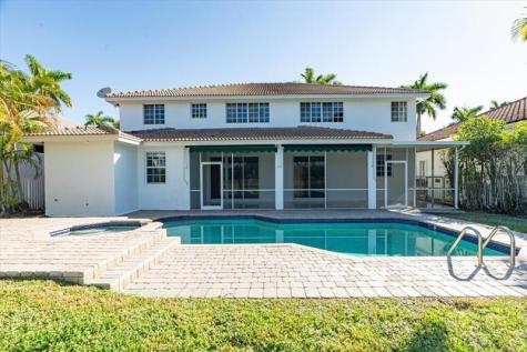 2543 Hunters Run Way Weston FL 33327