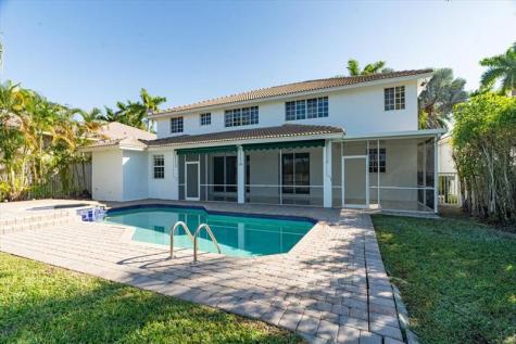 2543 Hunters Run Way Weston FL 33327