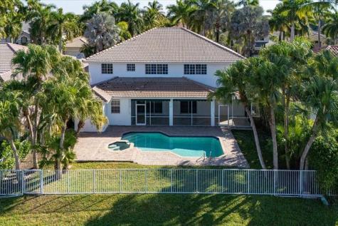 2543 Hunters Run Way Weston FL 33327