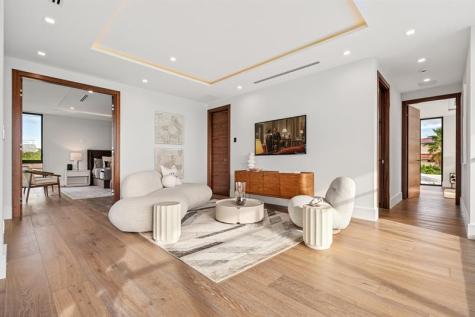 2000 Harbourview Drive Fort Lauderdale FL 33316