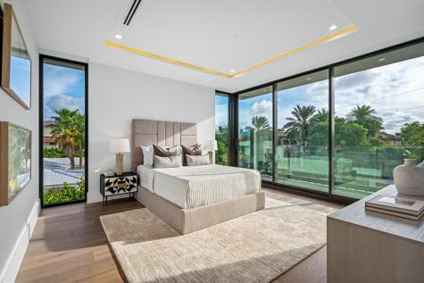 2000 Harbourview Drive Fort Lauderdale FL 33316