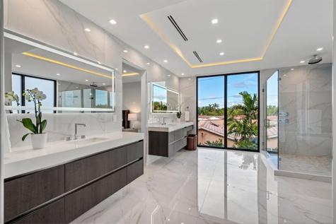 2000 Harbourview Drive Fort Lauderdale FL 33316