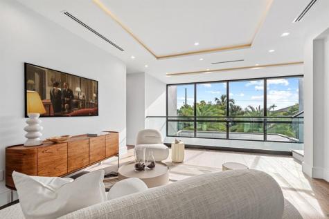 2000 Harbourview Drive Fort Lauderdale FL 33316