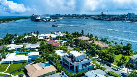 2000 Harbourview Drive Fort Lauderdale FL 33316