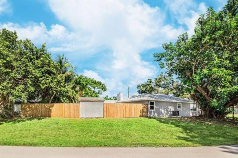 300 Riomar Drive Port St Lucie FL 34952