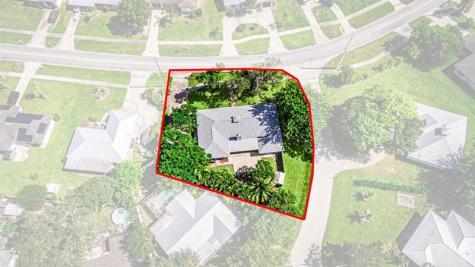 300 Riomar Drive Port St Lucie FL 34952