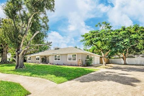 300 Riomar Drive Port St Lucie FL 34952
