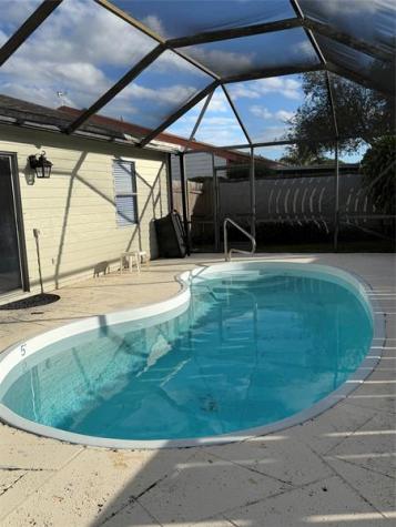 5067 Canal Circle E Lake Worth FL 33467