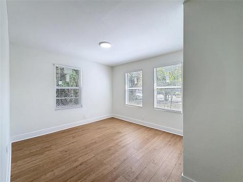 4811 SW 20th Street West Park FL 33023