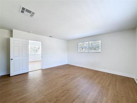 4811 SW 20th Street West Park FL 33023