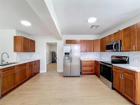 4811 SW 20th Street West Park FL 33023