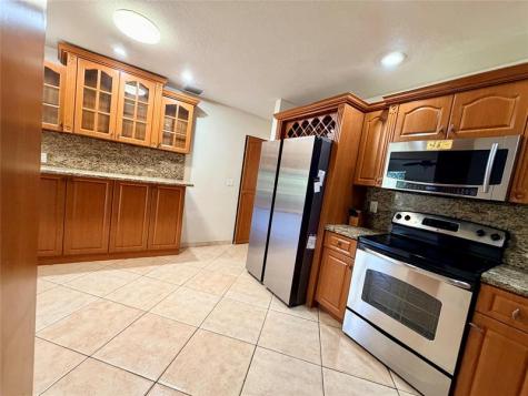 5171 NW 87th Terrace Lauderhill FL 33351