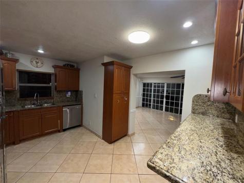 5171 NW 87th Terrace Lauderhill FL 33351