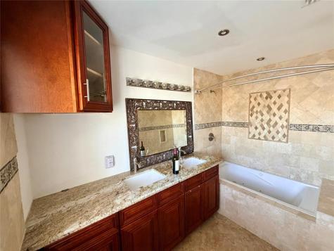 5171 NW 87th Terrace Lauderhill FL 33351