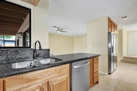 5425 Cleveland Road Delray Beach FL 33484