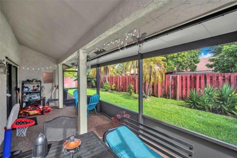 8621 NW 46th Court Lauderhill FL 33351